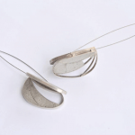 景   ─以首飾創作微縮城市風景 楊琇閔創作